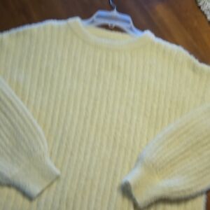 Staccato Cream Ribbed Crewneck Sweater